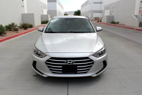 Used 2018 Hyundai Elantra SEL image 2