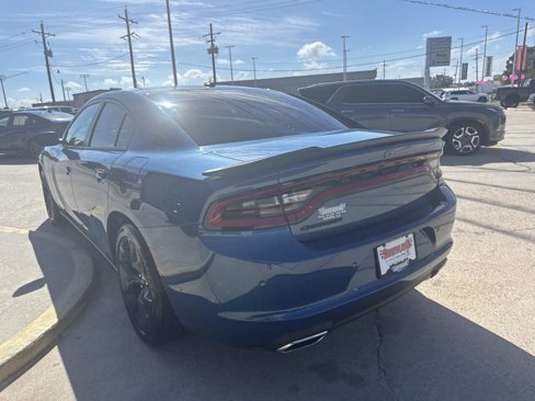 Certified 2022 Dodge Charger SXT w/ Blacktop Package image 5