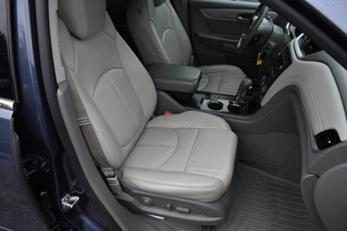 Used 2014 Chevrolet Traverse LT image 24