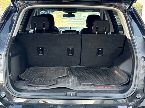 Certified 2018 GMC Terrain SLE w/ Driver Convenience Package image 11