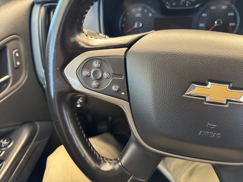 Used 2022 Chevrolet Colorado Z71 image 30