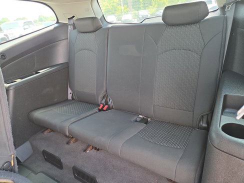 Used 2012 Chevrolet Traverse LT image 14