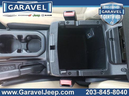 Used 2023 Jeep Wrangler Willys image 34