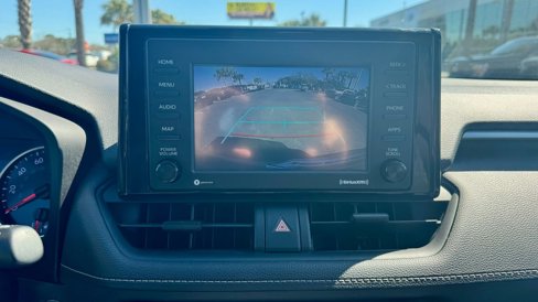 Used 2021 Toyota RAV4 XLE image 27