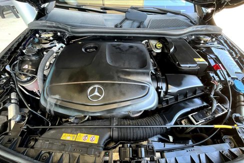 Used 2015 Mercedes-Benz CLA 250 image 25