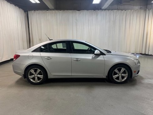 Used 2012 Chevrolet Cruze LT image 3