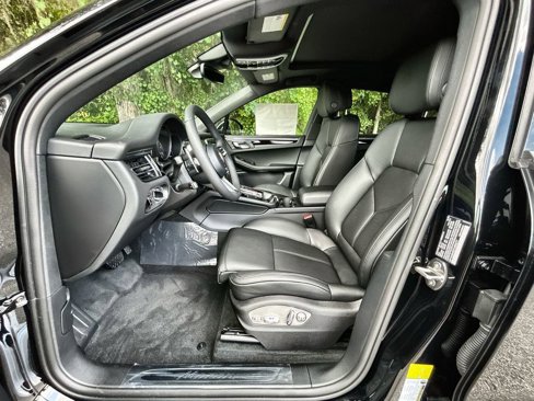 New 2026 Porsche Macan image 15