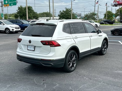 Used 2023 Volkswagen Tiguan SE image 6