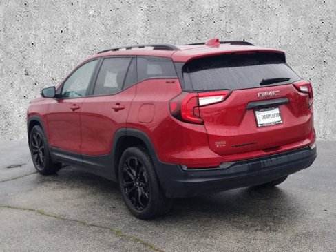 Used 2022 GMC Terrain SLE w/ Driver Convenience Package image 8