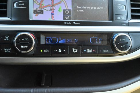 Used 2015 Toyota Highlander XLE image 23