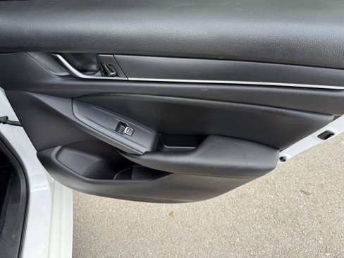 Used 2021 Honda Accord Sport image 35