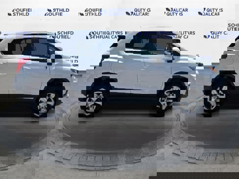 Used 2020 Chevrolet Trax LS w/ Tint and Cruise Package image 8