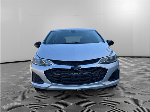 Used 2019 Chevrolet Cruze LT image 8