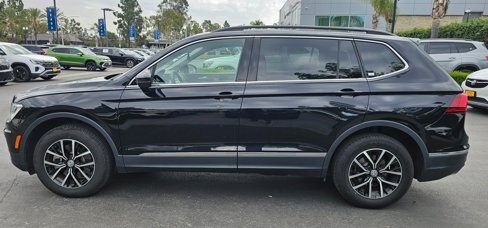 Certified 2021 Volkswagen Tiguan SE w/ Panoramic Sunroof Package image 8