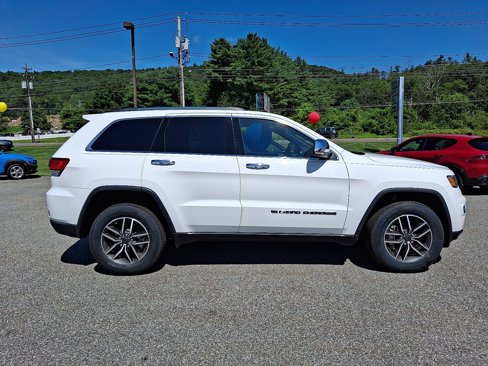 Used 2022 Jeep Grand Cherokee Limited image 12