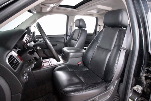 Used 2011 Chevrolet Suburban LTZ image 27