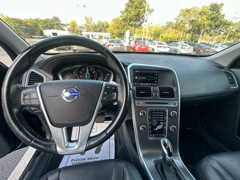 Used 2015 Volvo XC60 T6 Premier Plus image 13