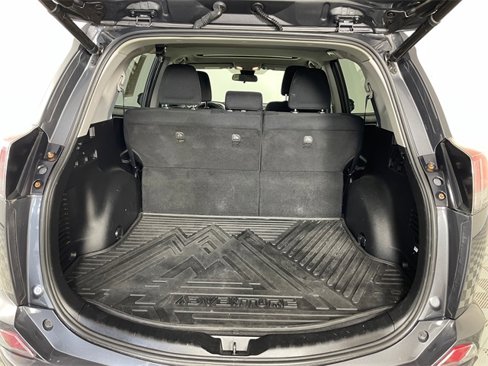 Used 2018 Toyota RAV4 Adventure image 19