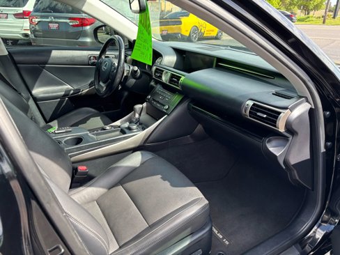 Used 2015 Lexus IS 250 image 9