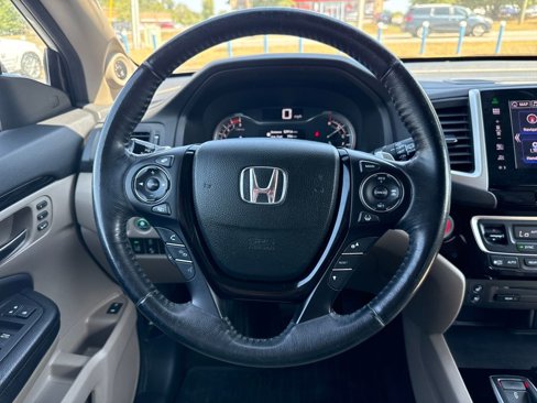 Used 2016 Honda Pilot Elite image 15