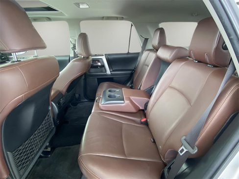 Used 2016 Toyota 4Runner Limited image 20