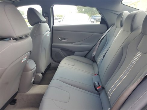 New 2025 Hyundai Elantra Sport image 8