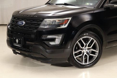 Used 2016 Ford Explorer Sport w/ Equipment Group 401A image 6
