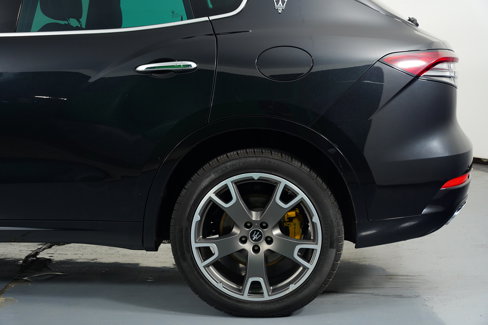 Used 2022 Maserati Levante GT image 21