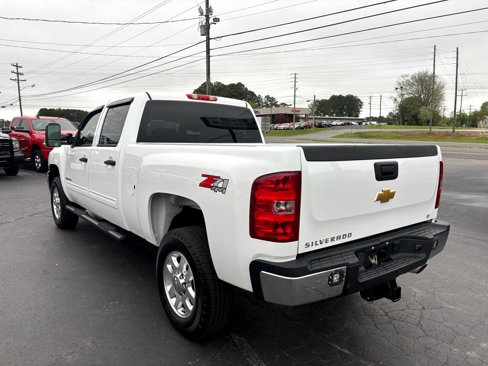 Used 2014 Chevrolet Silverado 2500 LT w/ Interior Plus Package image 8