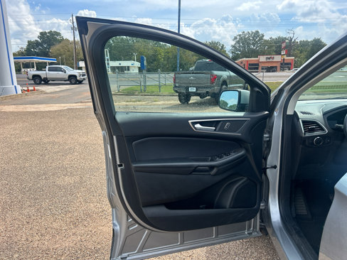 Used 2024 Ford Edge SEL image 18