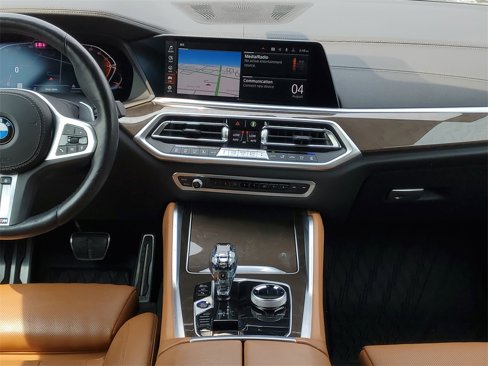 Used 2022 BMW X6 xDrive40i w/ Executive Package image 29