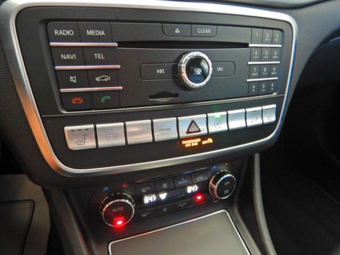 Used 2020 Mercedes-Benz GLA 250 4MATIC image 17
