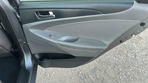 Used 2013 Hyundai Sonata SE image 12