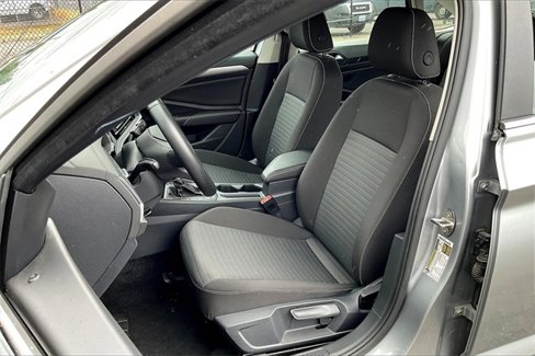 Used 2024 Volkswagen Jetta S image 24