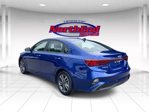 Used 2024 Kia Forte LXS image 6