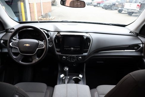 Used 2018 Chevrolet Traverse LT image 39