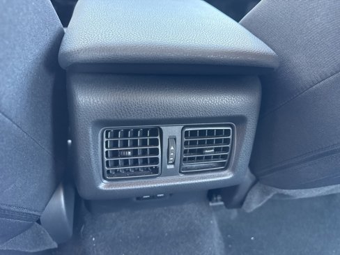 Used 2025 Toyota Camry LE image 35