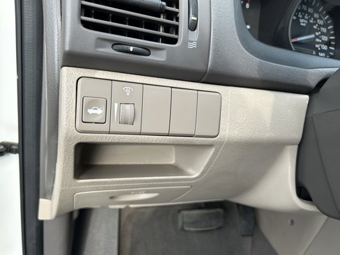 Used 2009 Kia Spectra EX image 15