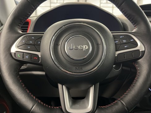 Used 2019 Jeep Renegade Trailhawk image 14