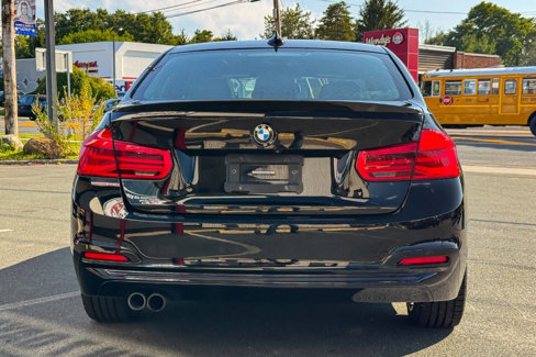Used 2018 BMW 330i xDrive Sedan image 5