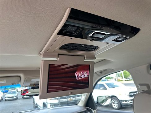 Used 2016 GMC Yukon Denali w/ Open Road Package image 15