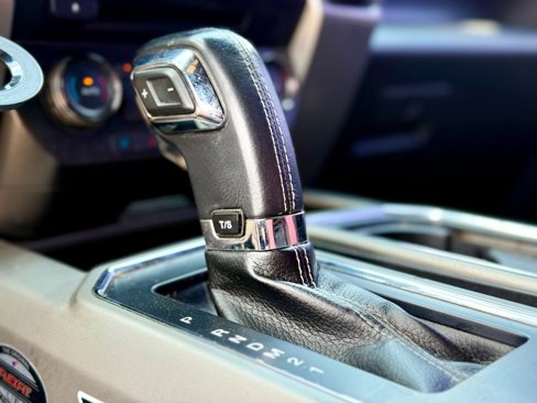 Used 2015 Ford F150 Lariat image 15