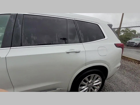 Used 2020 Cadillac XT6 Premium Luxury image 12