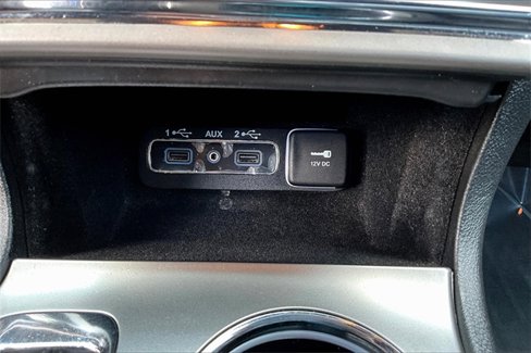Used 2018 Jeep Grand Cherokee Limited image 15