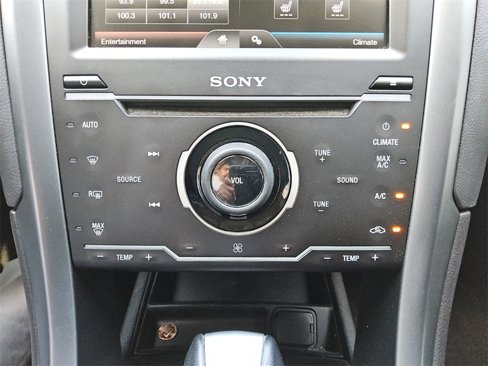 Used 2015 Ford Fusion Titanium image 21