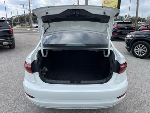 Used 2019 Volkswagen Jetta SEL image 25