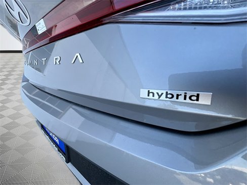 New 2025 Hyundai Elantra SEL image 31