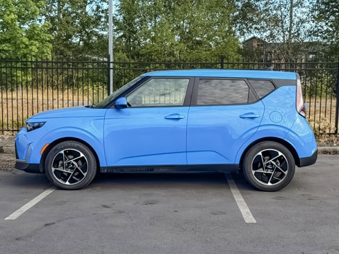 Used 2023 Kia Soul EX image 7
