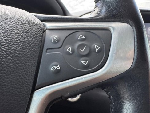 Used 2021 GMC Terrain SLT image 19
