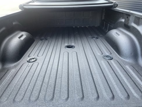 Used 2020 RAM 3500 Laramie image 14